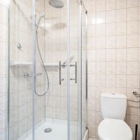 For 4 Guests - Parking Included Appartement