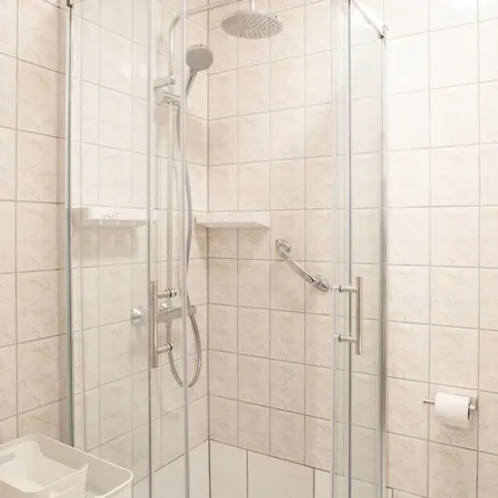 For 4 Guests - Parking Included Appartement *