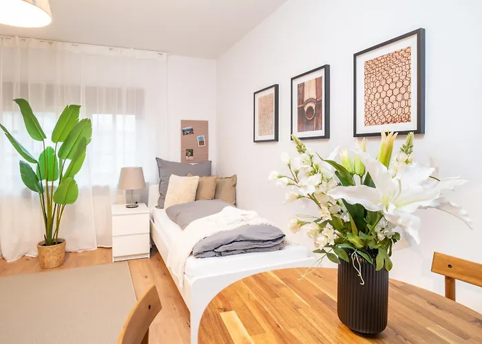 شقة For 4 Guests - Parking Included